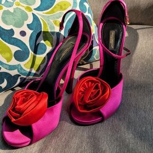 Dolce & Gabbana sz 38  Pink peep toe w ankle strap